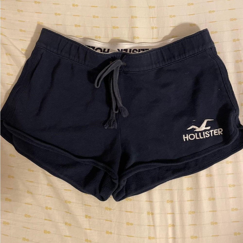 Navy blue HOLLISTER comfy shorts